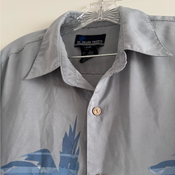 ISLAND TROPICS Men’s Hawaiian Blue Gray White Palm Trees Tropical Shirt-Size L - Picture 6 of 8